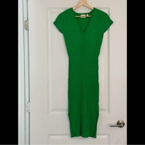 Elegant Green Ribbed Dress